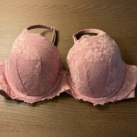 Victoria’s Secret Demi bra - Picture 1 of 7